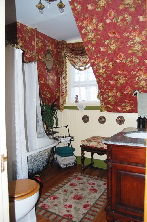 Schuster Mansion Bed & Breakfast Milwaukee Habitación foto